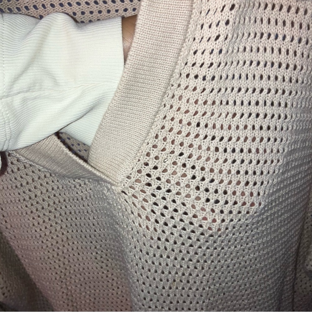 Staple the Label Sweater - Picture 5 of 8